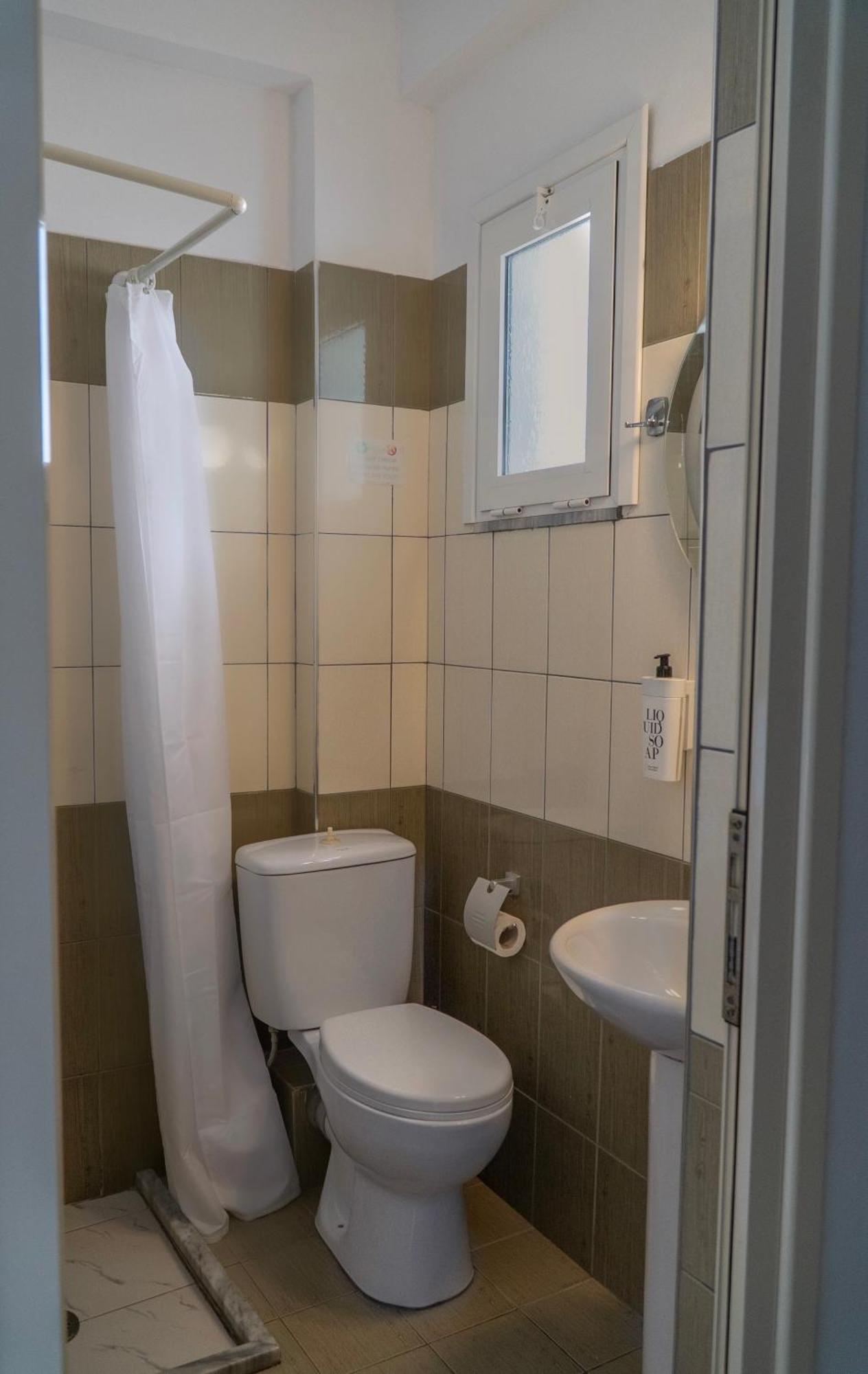Rondo'S Hotel Химара Экстерьер фото