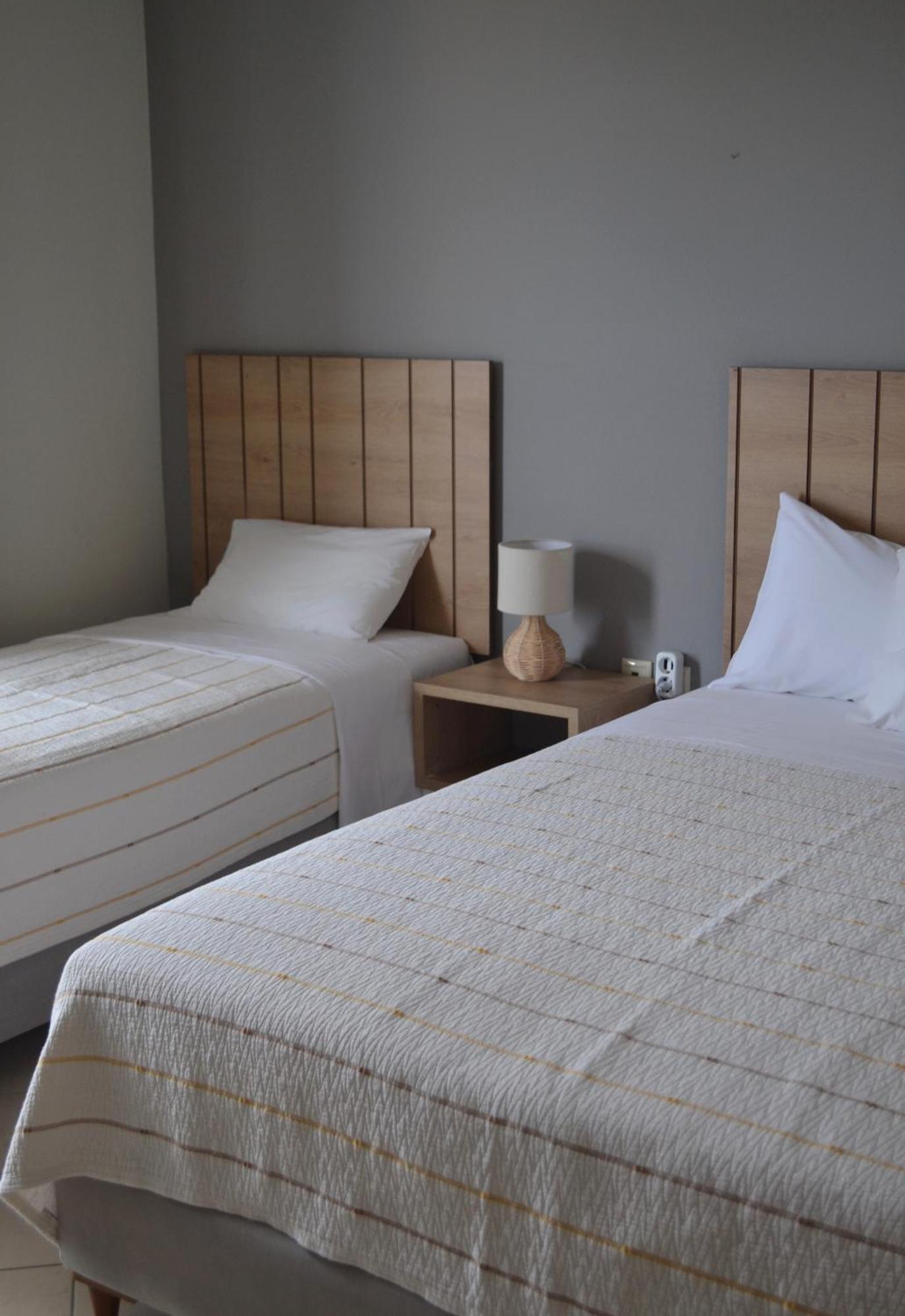 Rondo'S Hotel Химара Экстерьер фото